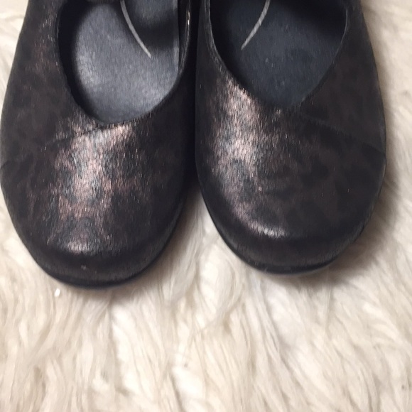 Dansko leopard print metallic opal MaryJanes Mary Jane - Picture 8 of 10